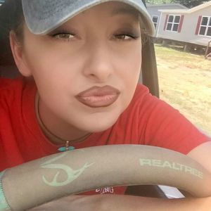 Meet your Posher, Ashleigh